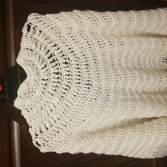 CORE ALLURE❣️Absolutely delightful cape - Picture 5 of 8